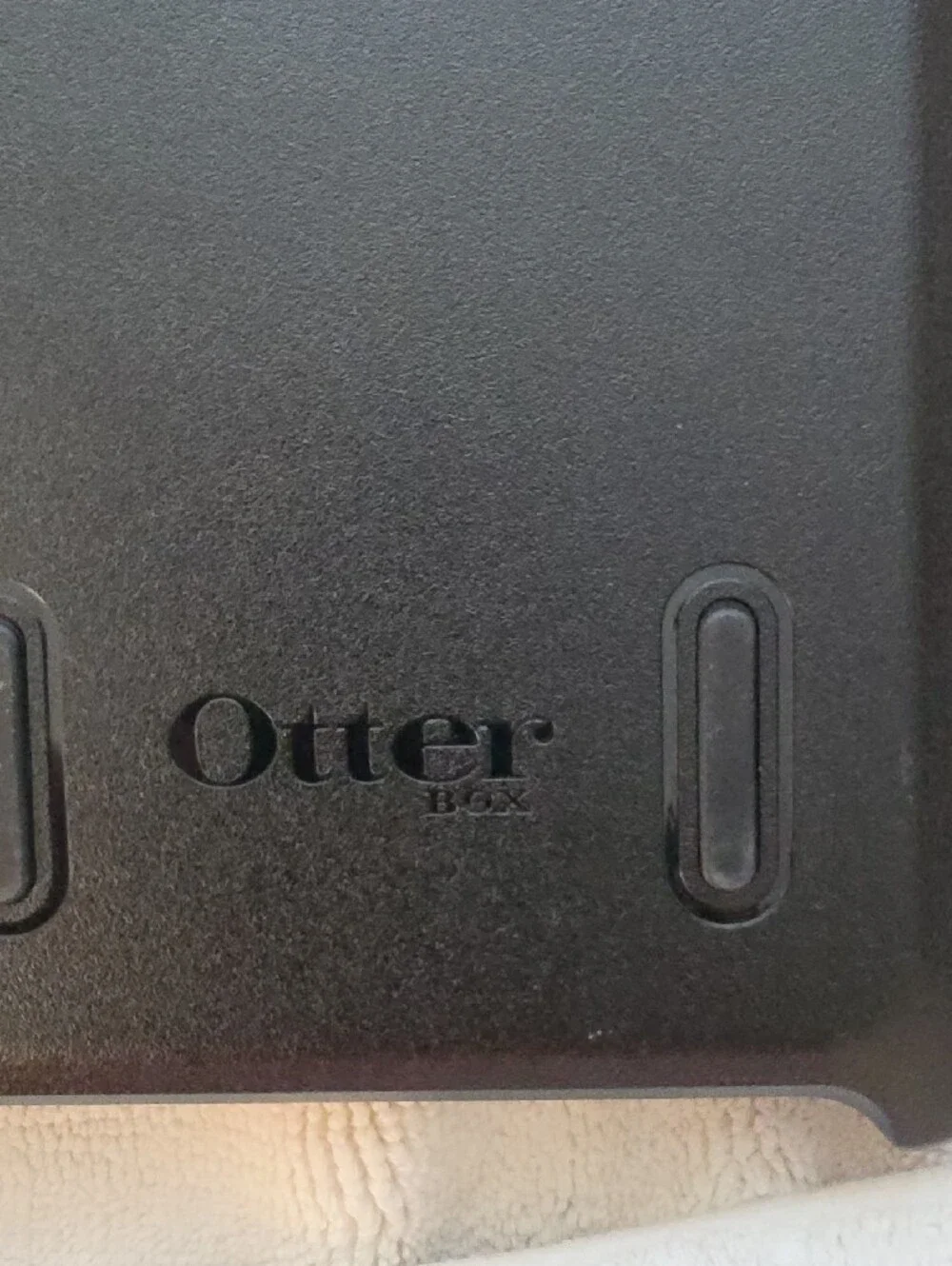 OtterBox Defender Pro Drop+ Heavy-Duty Black Phone Case